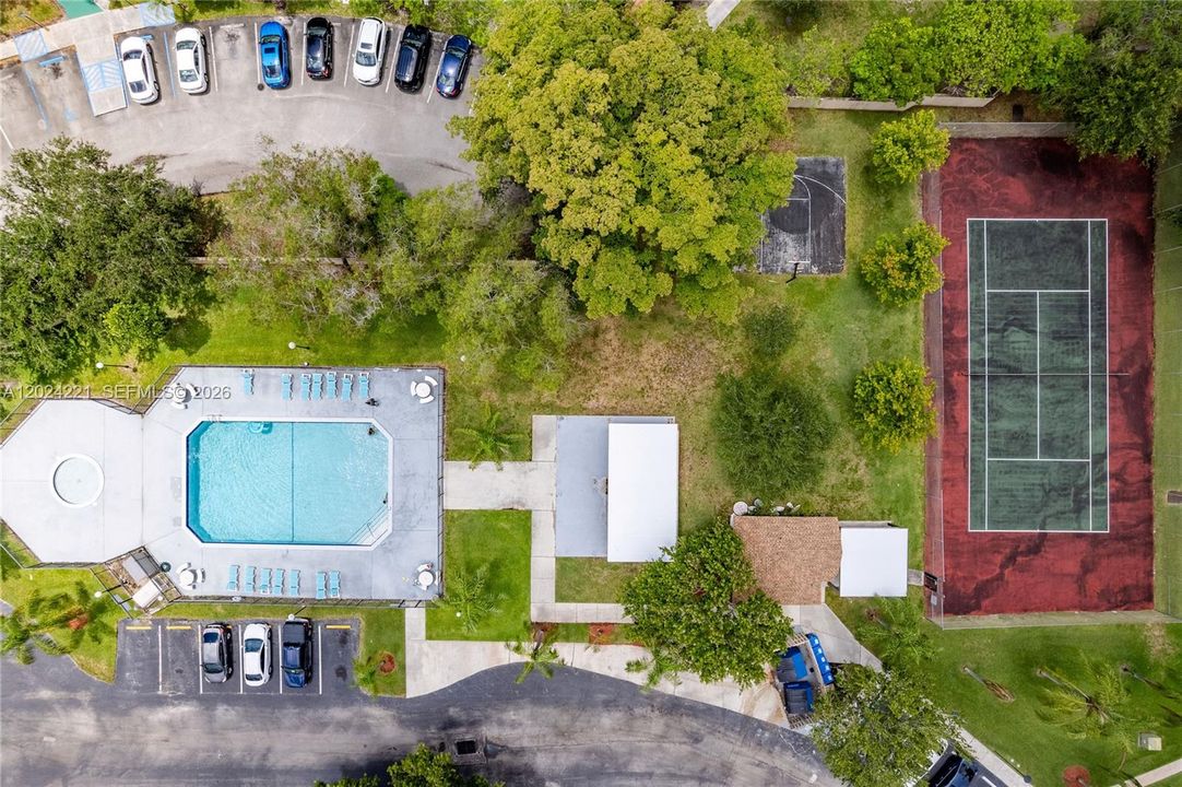 На продажу: $370,000 (3 спален, 2 ванн, 1519 Квадратных фут)