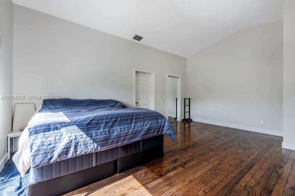 For Sale: $725,000 (4 beds, 3 baths, 2305 Square Feet)