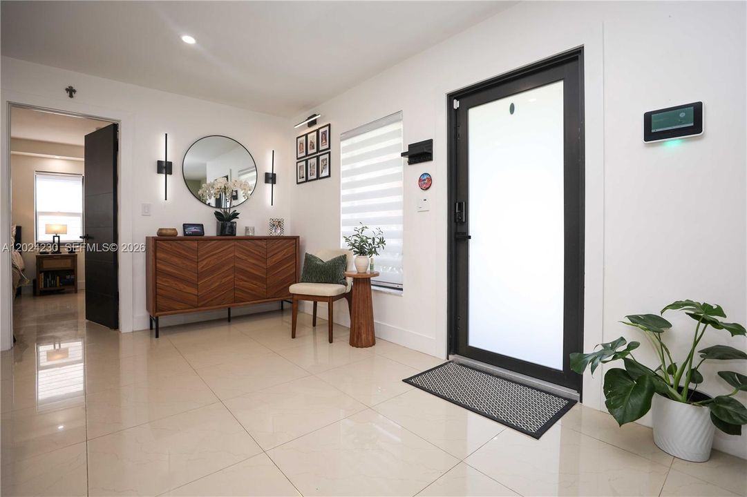 For Sale: $594,900 (3 beds, 2 baths, 1208 Square Feet)
