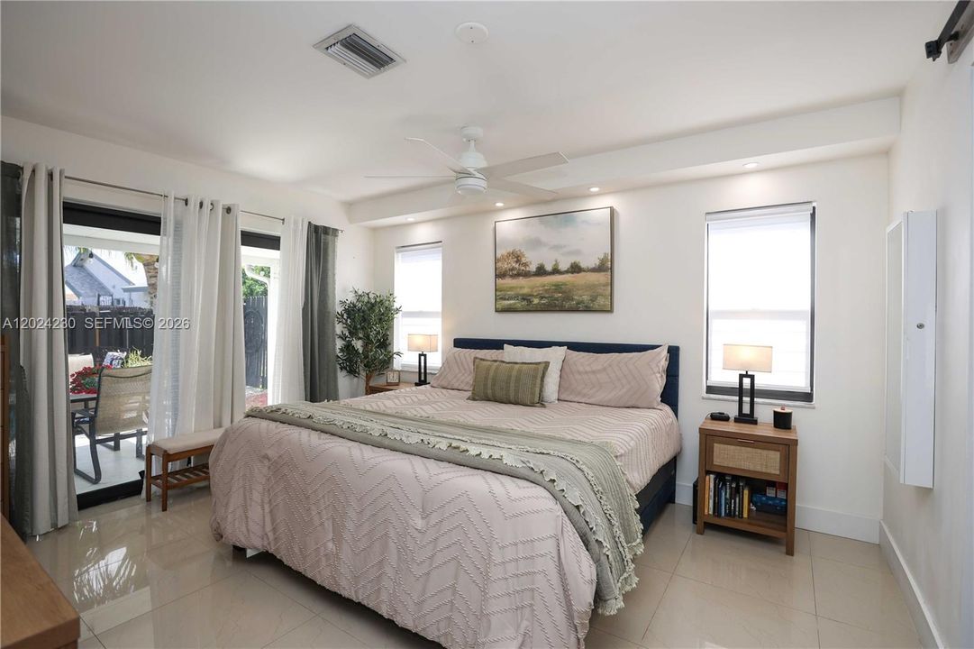 For Sale: $594,900 (3 beds, 2 baths, 1208 Square Feet)