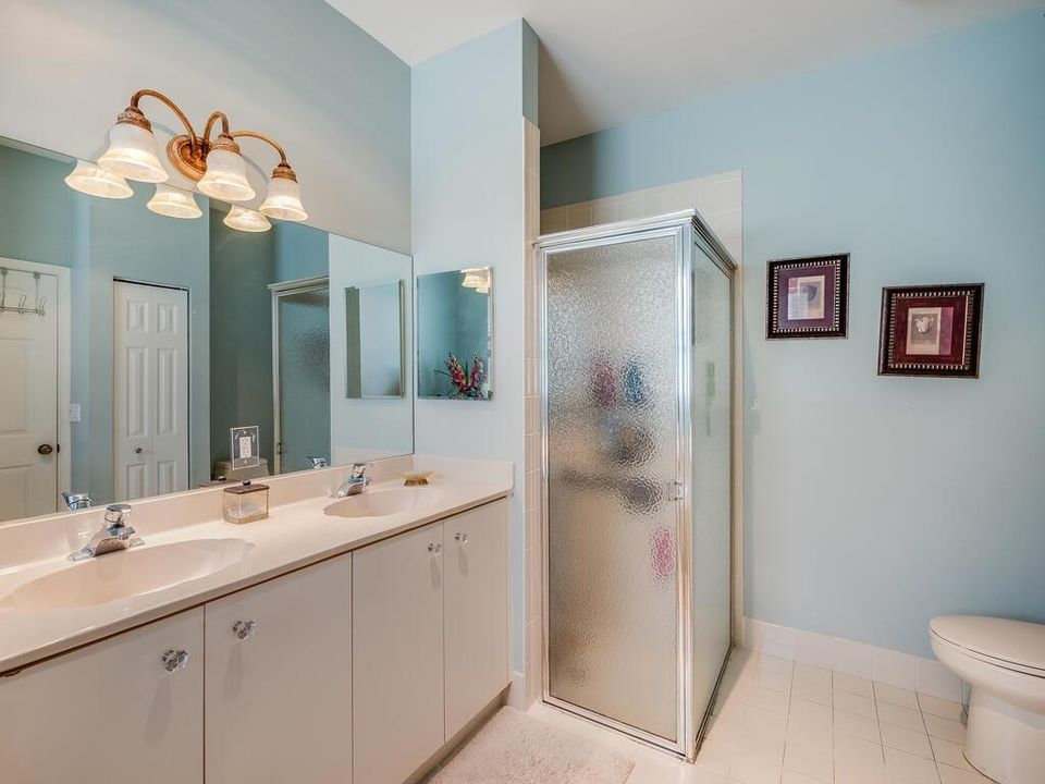 Owner's Ensuite Bath