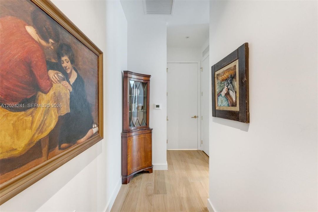 For Rent: $7,250 (1 beds, 1 baths, 555 Square Feet)