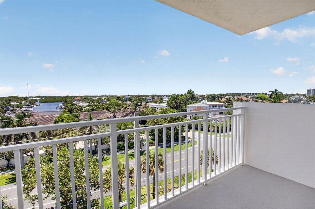 2nd balcony off 2nd BR