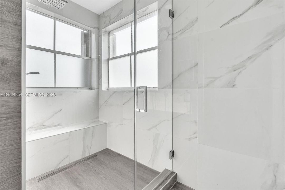 Недавно продано: $850,000 (3 спален, 2 ванн, 2136 Квадратных фут)
