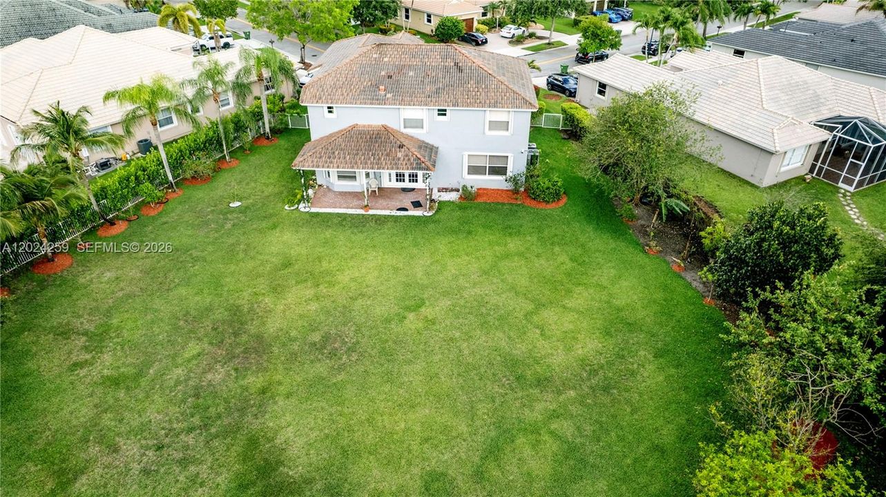 Active With Contract: $5,850 (5 beds, 4 baths, 3284 Square Feet)