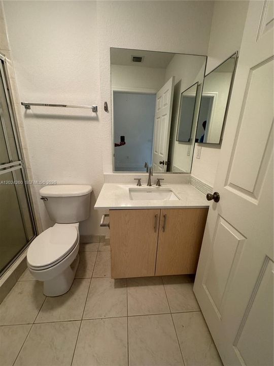 В аренду: $2,490 (3 спален, 2 ванн, 1338 Квадратных фут)