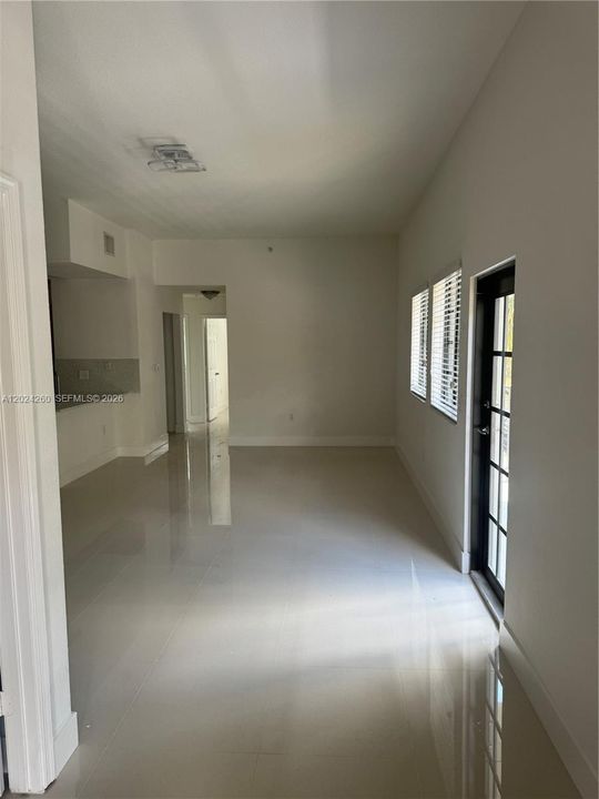 В аренду: $2,490 (3 спален, 2 ванн, 1338 Квадратных фут)