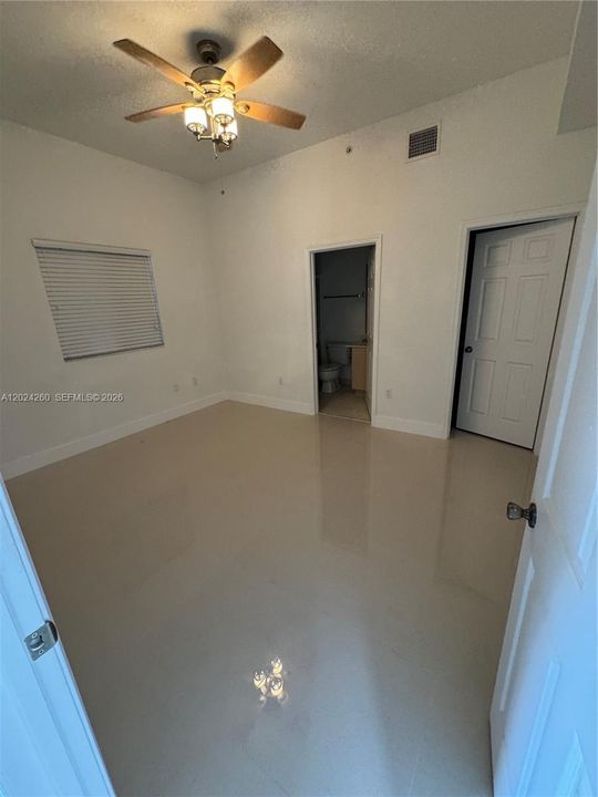 В аренду: $2,490 (3 спален, 2 ванн, 1338 Квадратных фут)