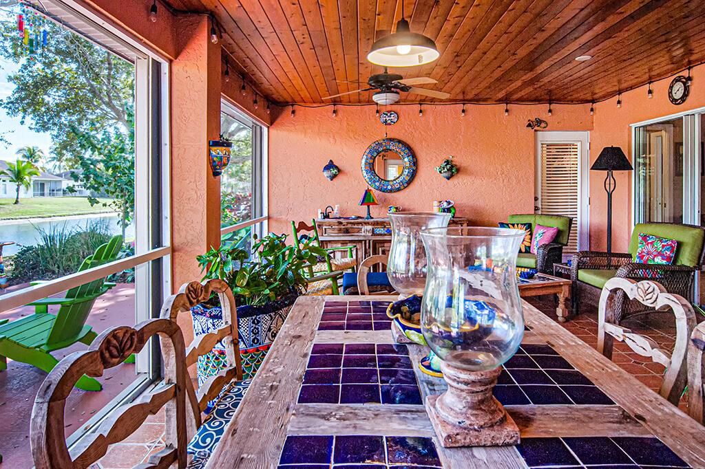 Screened Porch toward Sink