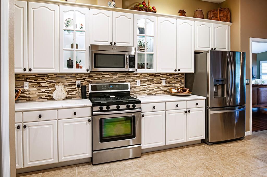 Kitchen showing Gas Stove