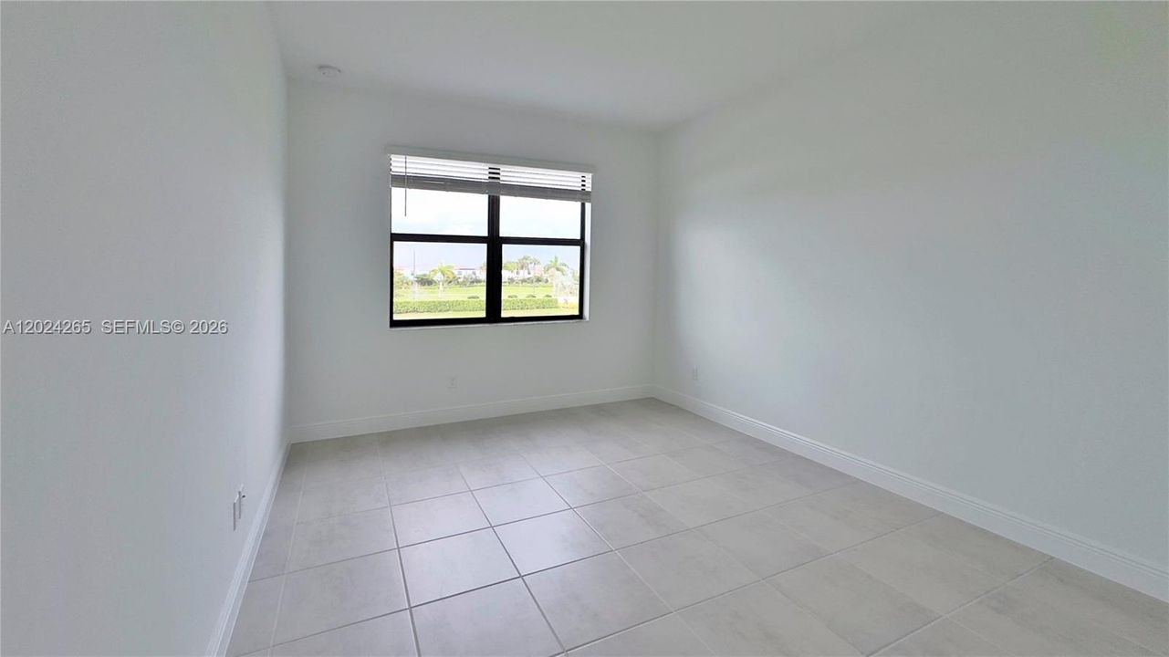 В аренду: $4,000 (4 спален, 2 ванн, 0 Квадратных фут)