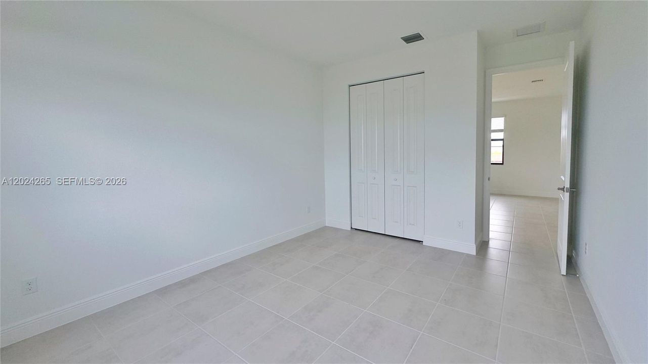 В аренду: $4,000 (4 спален, 2 ванн, 0 Квадратных фут)