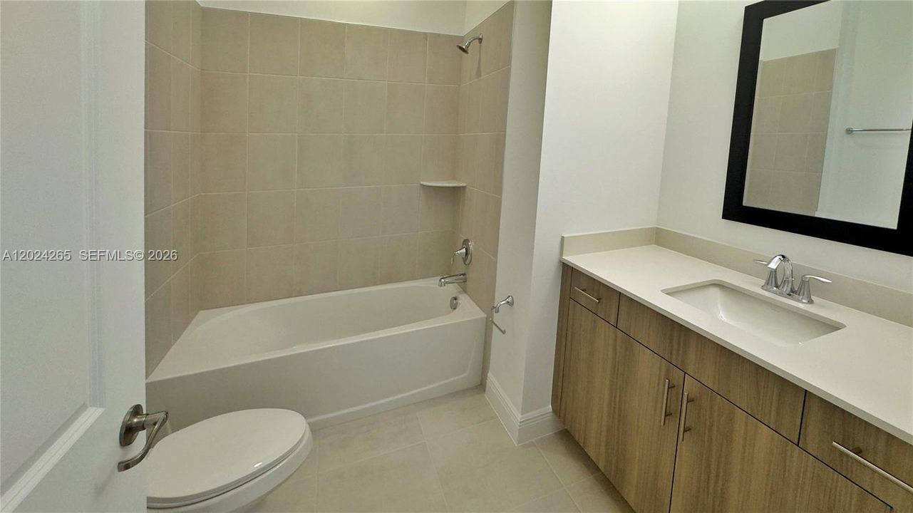 В аренду: $4,000 (4 спален, 2 ванн, 0 Квадратных фут)