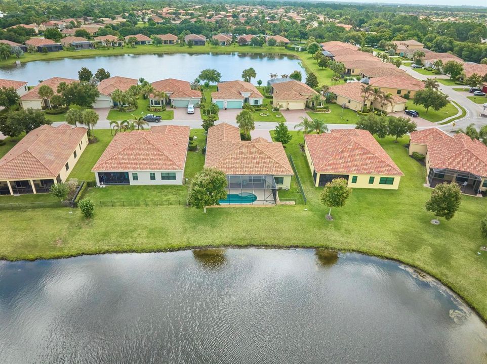 5523 150 Aerial Back Ext