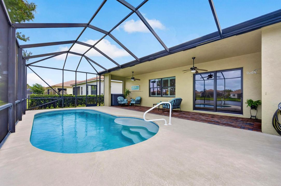 5523 511 Ext Long Patio Pool