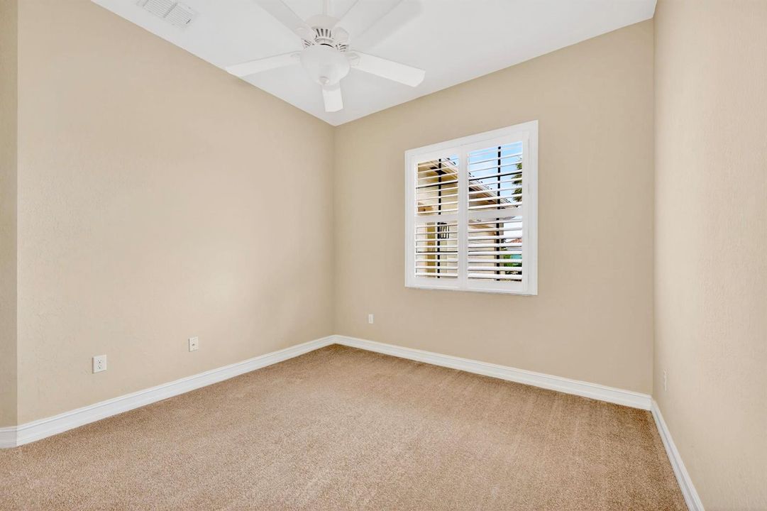 5523 411 Bedroom 3 Front