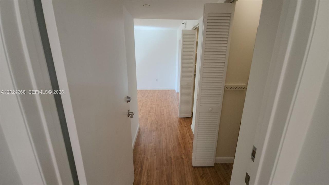 На продажу: $545,000 (2 спален, 2 ванн, 970 Квадратных фут)