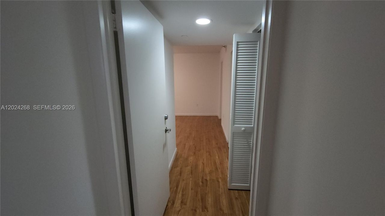 На продажу: $545,000 (2 спален, 2 ванн, 970 Квадратных фут)