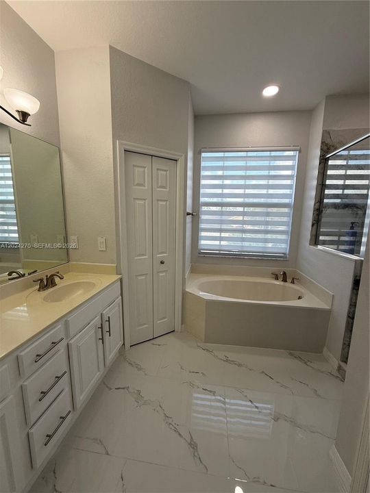 For Sale: $380,000 (3 beds, 3 baths, 0 Square Feet)
