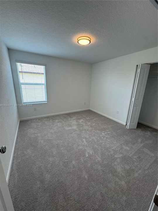 For Rent: $2,900 (6 beds, 3 baths, 2586 Square Feet)