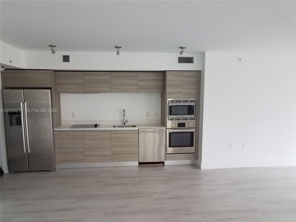 На продажу: $515,000 (1 спален, 1 ванн, 763 Квадратных фут)