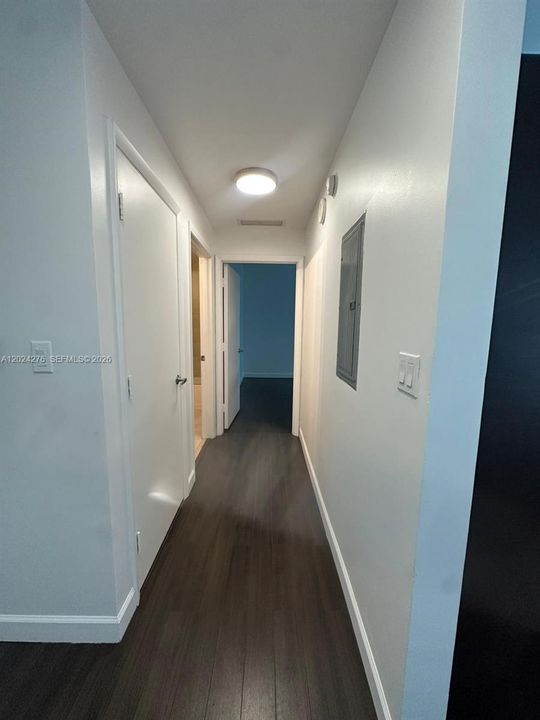 В аренду: $2,900 (1 спален, 1 ванн, 651 Квадратных фут)