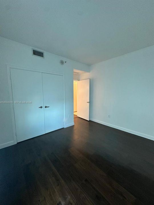 В аренду: $2,900 (1 спален, 1 ванн, 651 Квадратных фут)