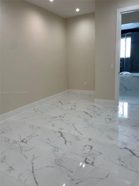 For Sale: $1,300,000 (4 beds, 4 baths, 3900 Square Feet)