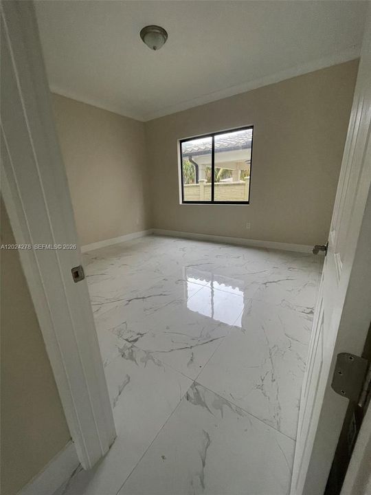 For Sale: $1,300,000 (4 beds, 4 baths, 3900 Square Feet)
