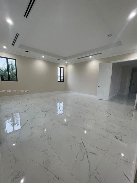 For Sale: $1,300,000 (4 beds, 4 baths, 3900 Square Feet)