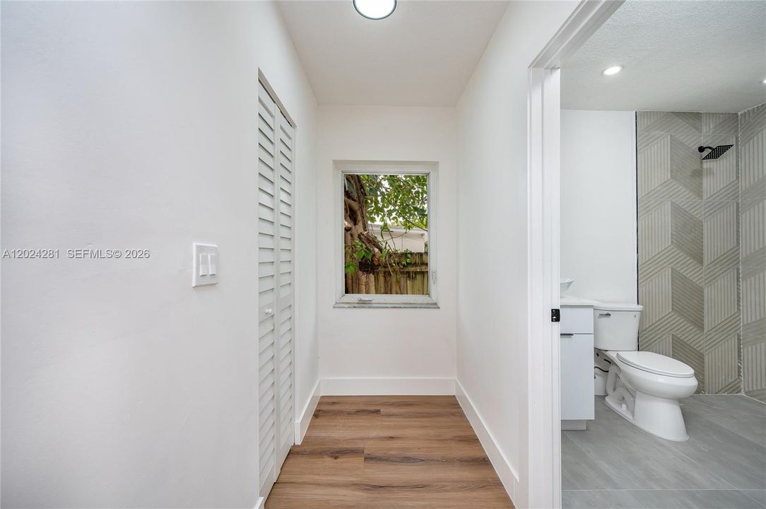 For Sale: $899,000 (3 beds, 2 baths, 1540 Square Feet)