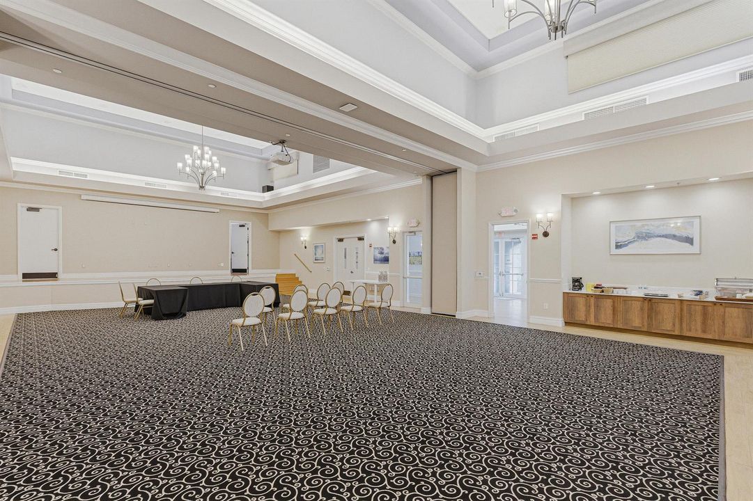 Clubhouse-Lobby