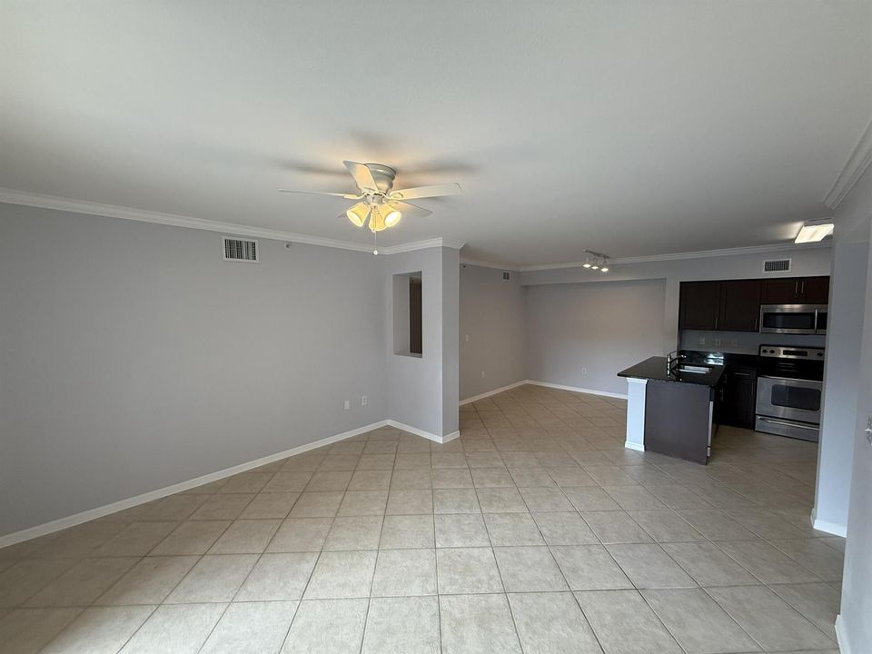 DiningRoom_1