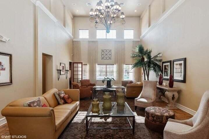 ClubHouseP1_Lobby