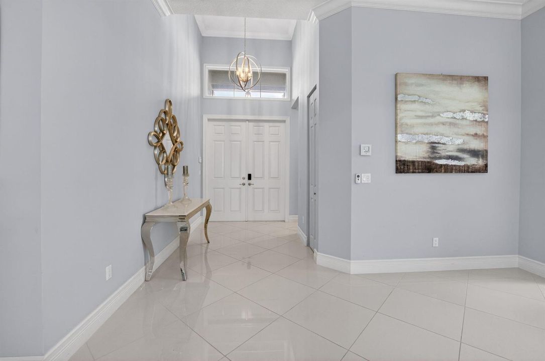 FOYER