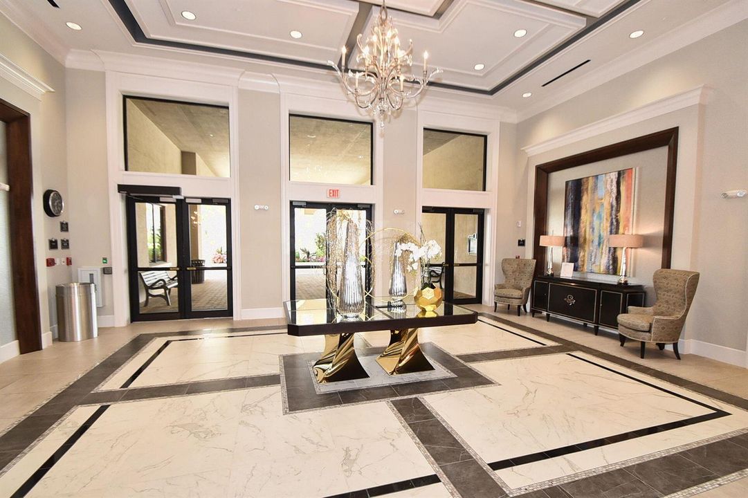 FOYER