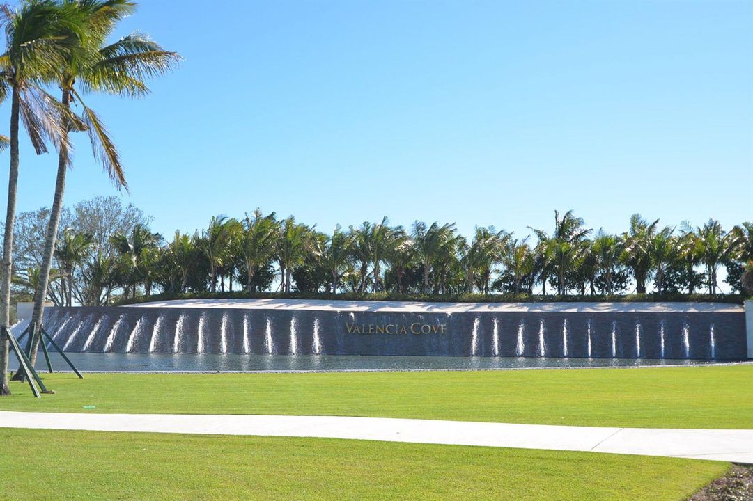 FOUNTAIN