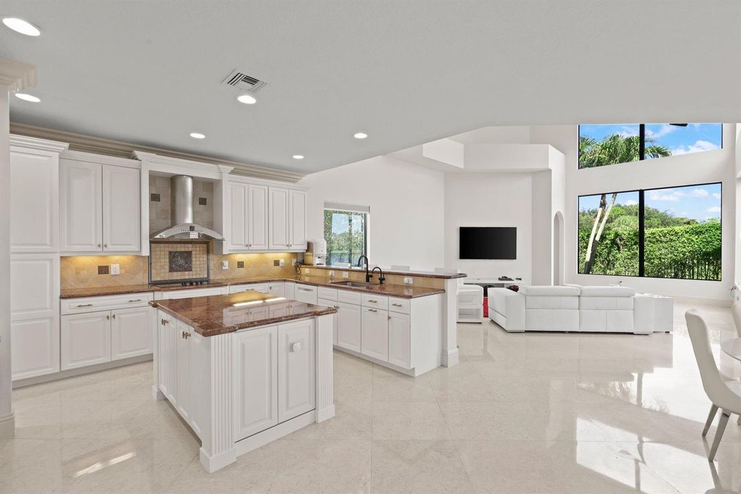 kitchen/family room