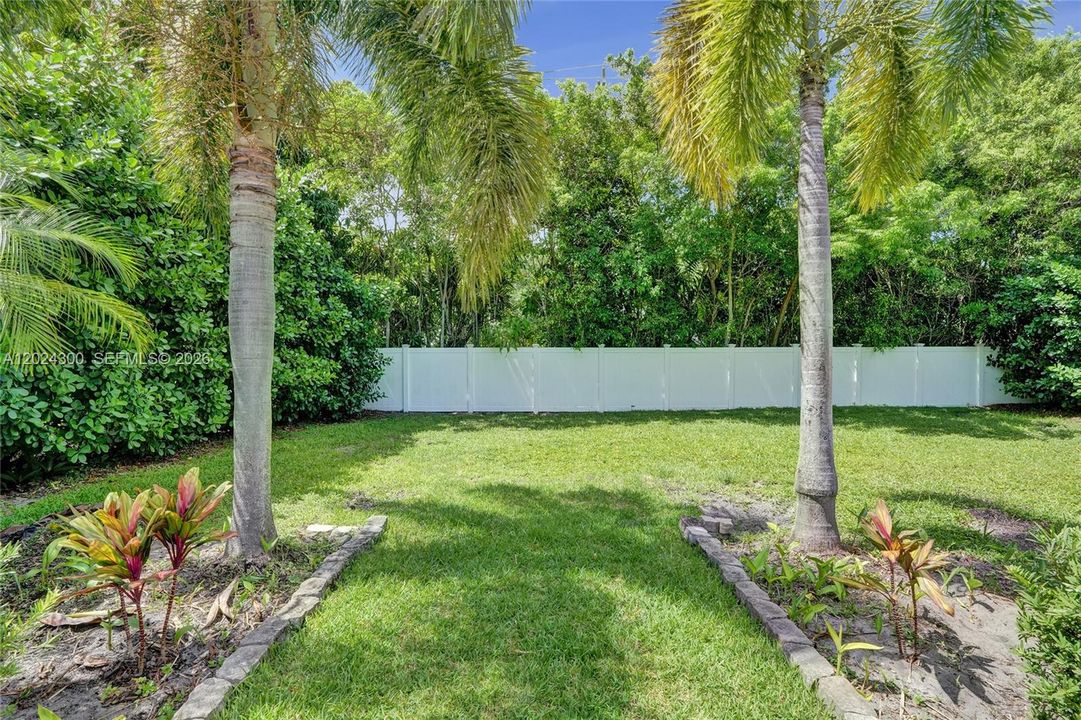 For Rent: $7,500 (4 beds, 2 baths, 2871 Square Feet)