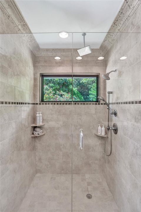 For Rent: $7,500 (4 beds, 2 baths, 2871 Square Feet)