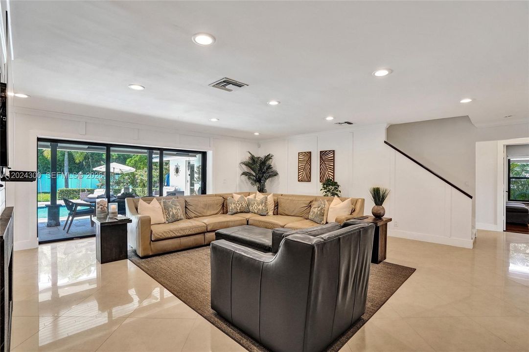 For Rent: $7,500 (4 beds, 2 baths, 2871 Square Feet)