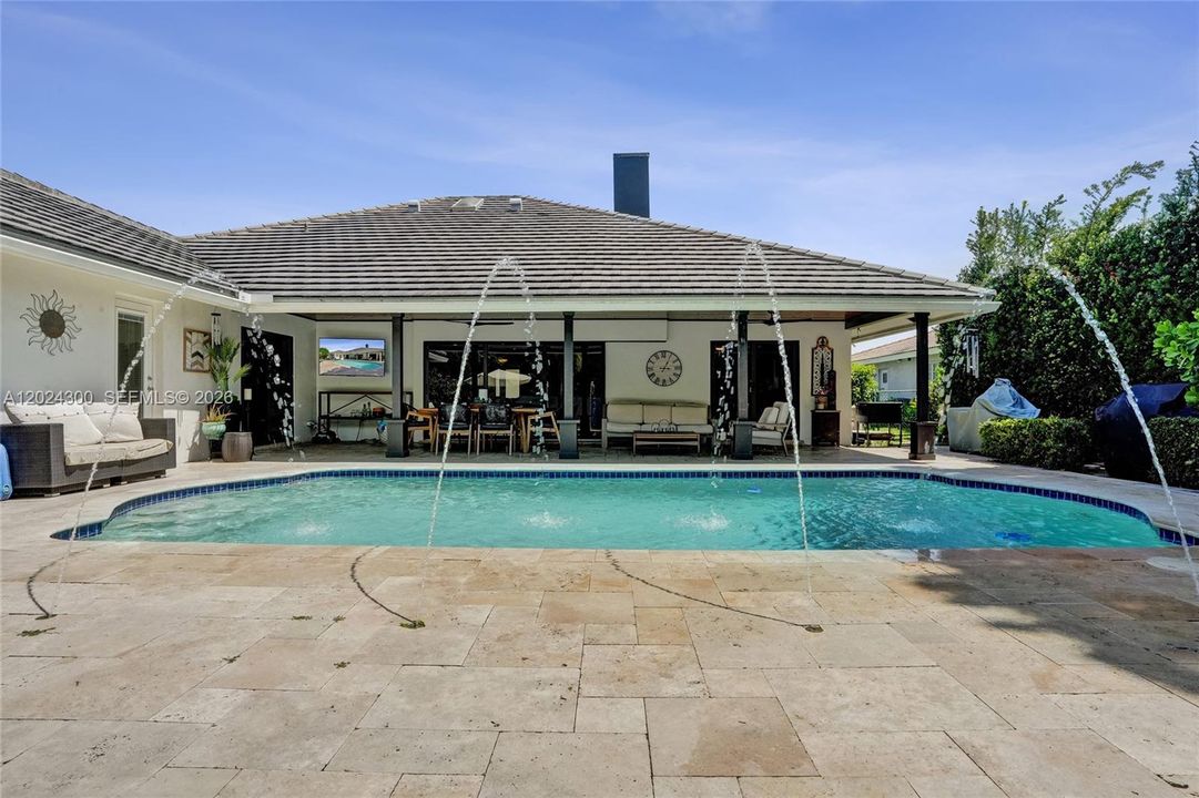 For Rent: $7,500 (4 beds, 2 baths, 2871 Square Feet)
