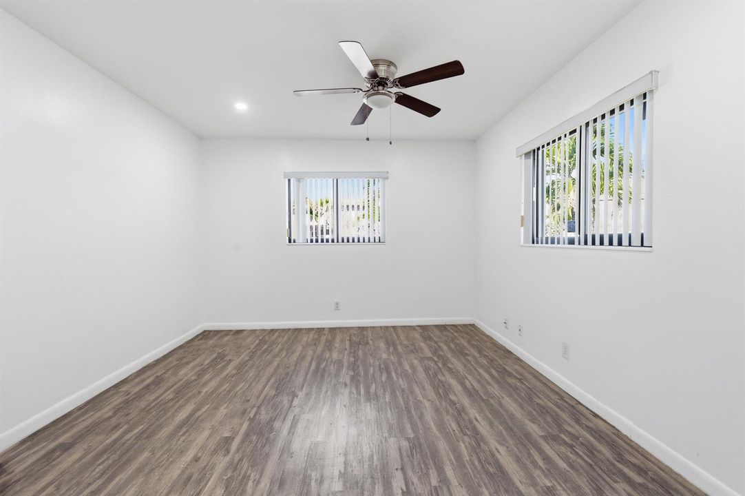 837 NW 41st St - Oakland Park-14