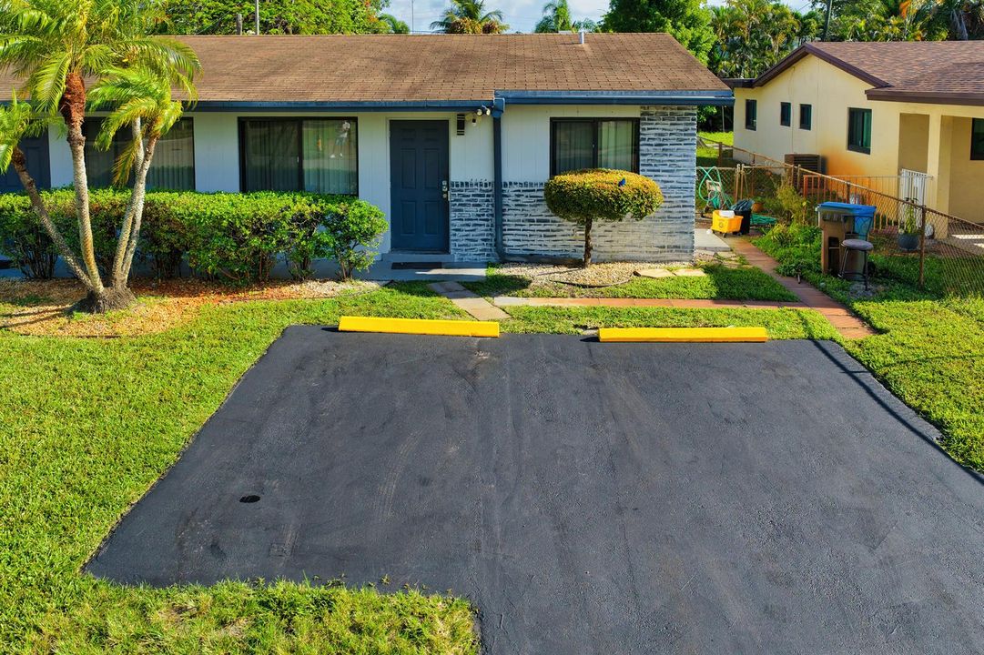 837 NW 41st St - Oakland Park-31