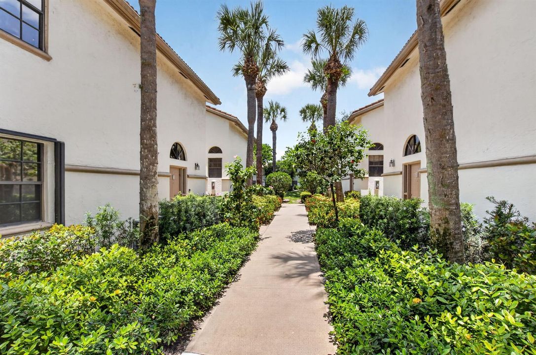 5241 Brisata Circle