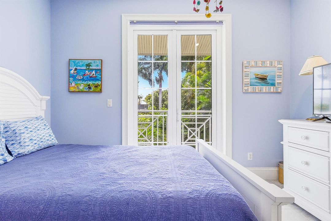 98-SOUTHPORT-COVE-34134-029