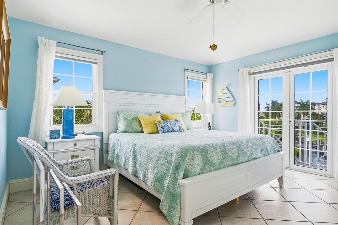 98-SOUTHPORT-COVE-34134-059