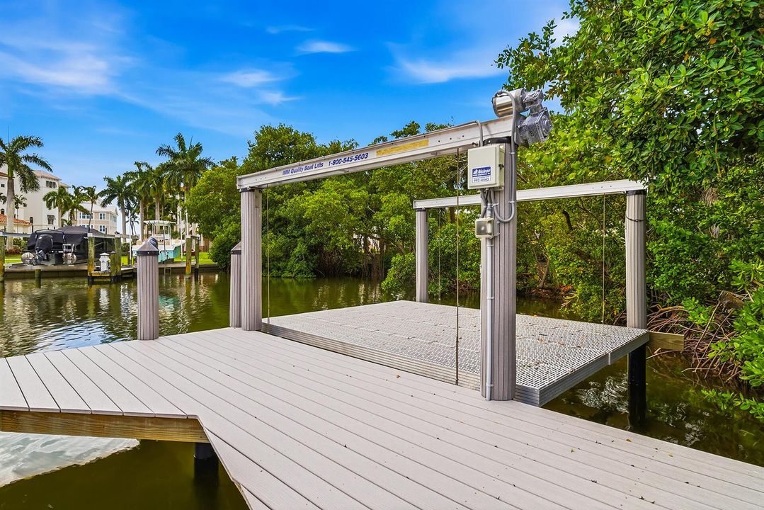 98-SOUTHPORT-COVE-34134-090