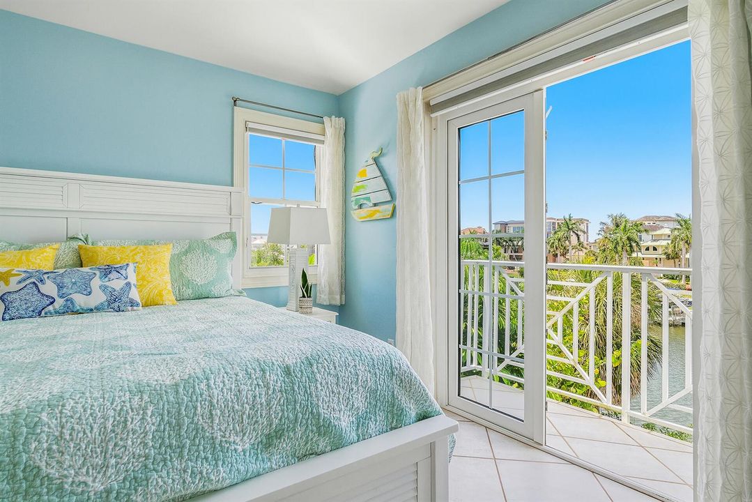 98-SOUTHPORT-COVE-34134-060