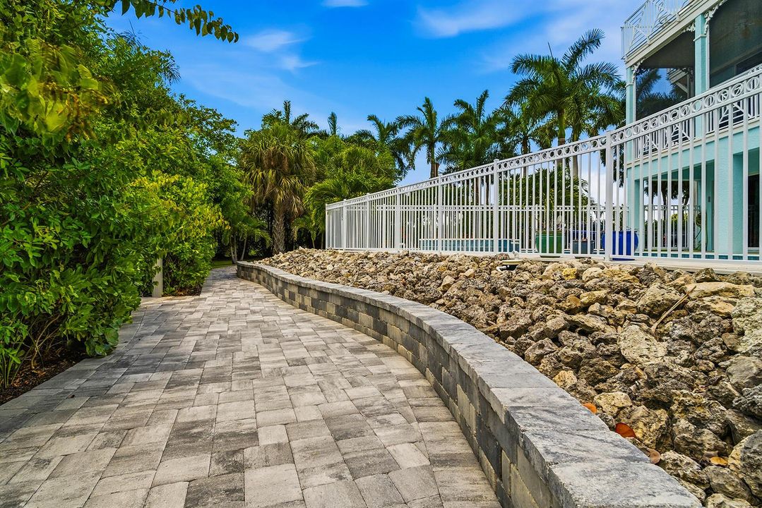 98-SOUTHPORT-COVE-34134-085